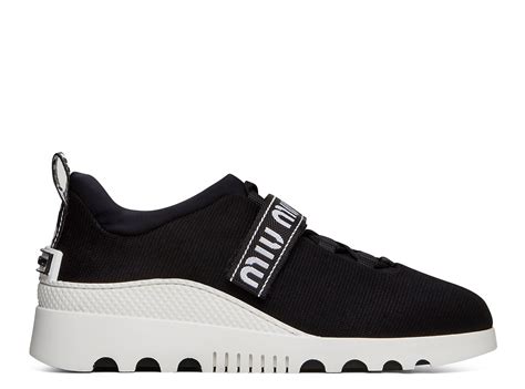 miu miu runners